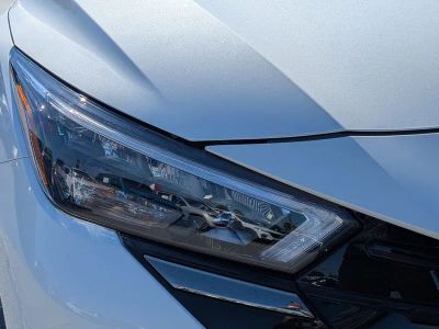 2025 Nissan Versa — photo 9 view