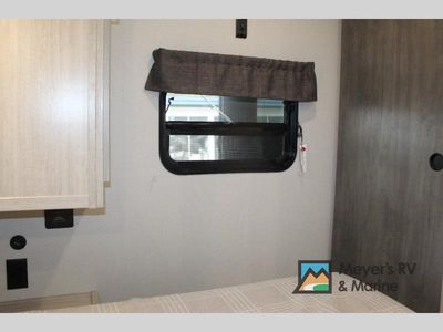 2026 Coachmen RV Catalina Legacy Edition - Photo 33