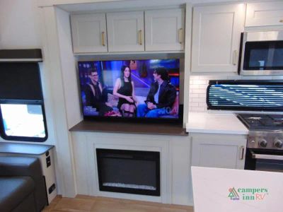 2026 Grand Design Influence — photo 7 view