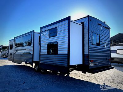 2026 Coachmen Catalina Legacy Edition - Photo 2