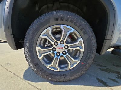 2026 GMC Sierra 1500 — photo 16 view