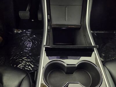 2020 Tesla Model Y — photo 16 view