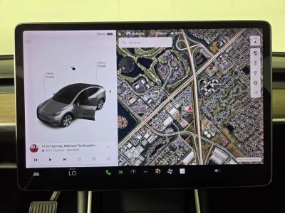 2020 Tesla Model Y — photo 13 view