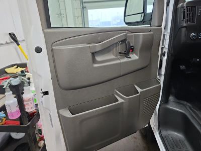 2025 Chevrolet Express Cargo Van — photo 7 view