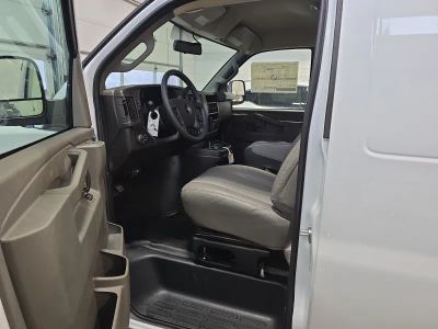 2025 Chevrolet Express Cargo Van — photo 10 view