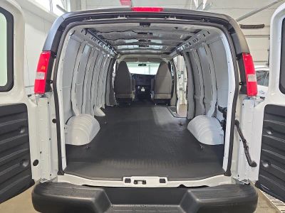 2025 Chevrolet Express Cargo Van — engine compartment view