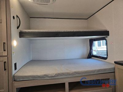2026 Jayco Jay Flight SLX — photo 30 view