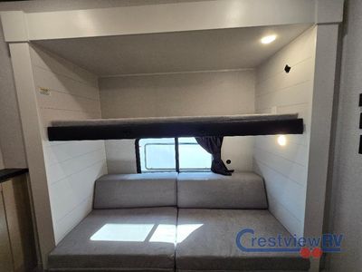 2026 Jayco Jay Flight SLX — photo 32 view