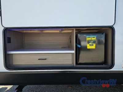 2026 Jayco Jay Flight SLX — photo 9 view