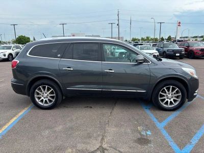 2014 Buick Enclave — interior view