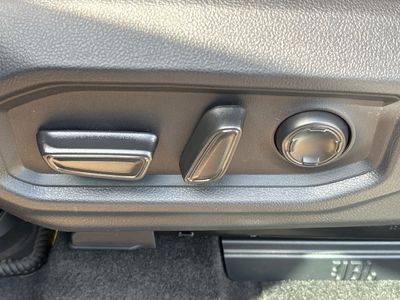 2026 Toyota Tundra — photo 8 view
