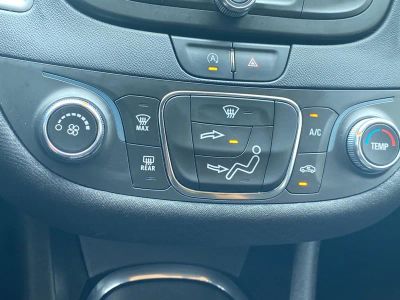 2021 Chevrolet Malibu - Photo 21