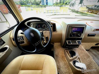 2017 Winnebago Vista LX - Photo 9