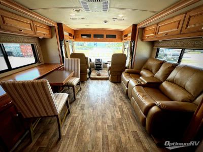 2017 Winnebago Vista LX - Photo 4