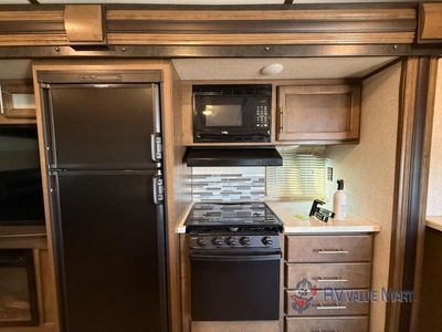 2018 Keystone RV Cougar Half-Ton Series - Photo 15