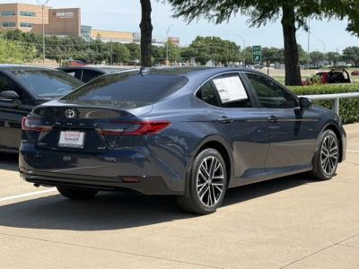 2026 Toyota Camry - Photo 4