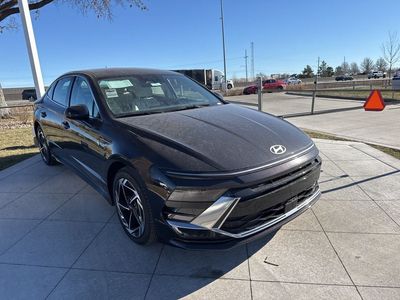 2026 Hyundai Sonata - Photo 3