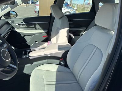 2026 Hyundai Sonata - Photo 14
