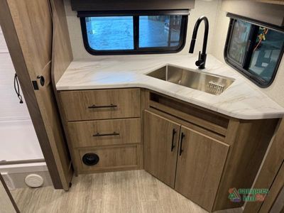 2023 Grand Design Imagine XLS - Photo 29