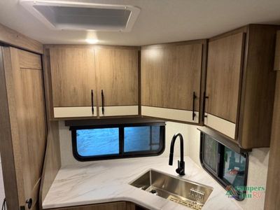 2023 Grand Design Imagine XLS - Photo 28