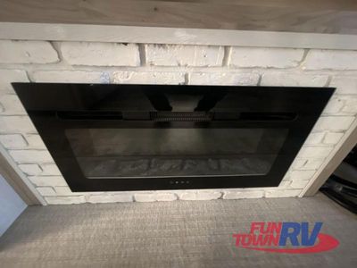 2024 Forest River RV Rockwood Signature - Photo 31