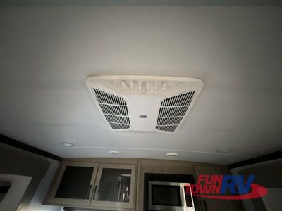 2024 Forest River RV Rockwood Signature - Photo 28