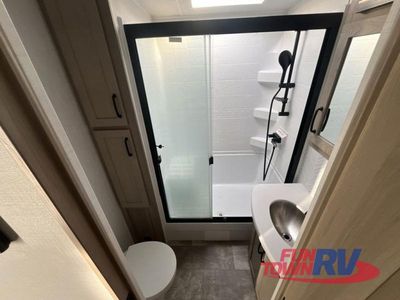 2024 Forest River RV Rockwood Signature - Photo 33