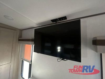 2024 Forest River RV Rockwood Signature - Photo 44