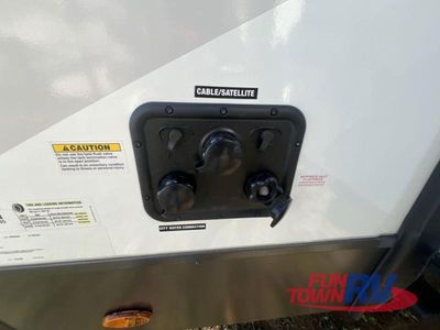 2024 Forest River RV Rockwood Signature - Photo 8