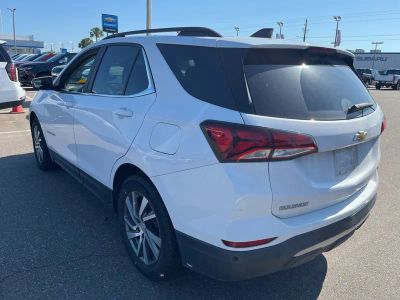 2022 Chevrolet Equinox — engine compartment view