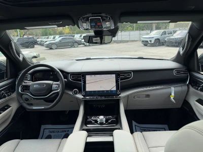 2026 Jeep Grand Wagoneer — photo 40 view