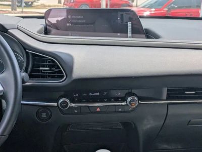 2025 Mazda CX-30 — photo 14 view