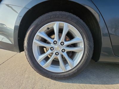 2017 Chevrolet Malibu - Photo 16