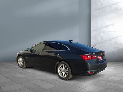 2017 Chevrolet Malibu - Photo 4