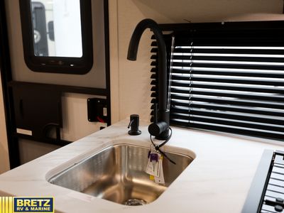 2026 Grand Design Transcend One - Photo 21