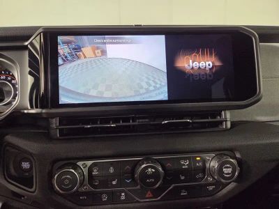 2026 Jeep Wrangler — photo 19 view