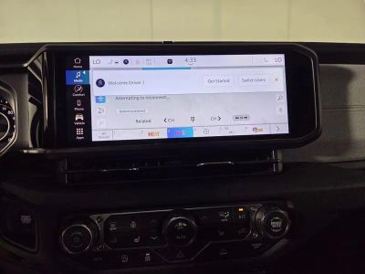 2026 Jeep Wrangler — photo 18 view