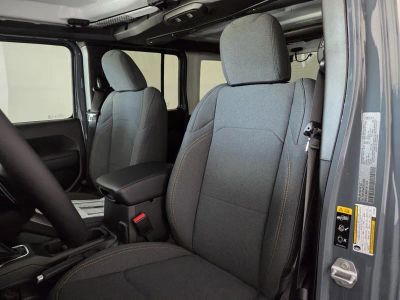 2026 Jeep Wrangler — photo 20 view