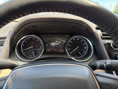 2019 Toyota Camry - Photo 18
