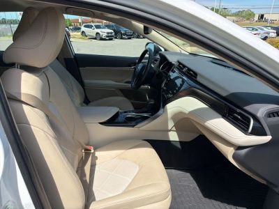 2019 Toyota Camry - Photo 25
