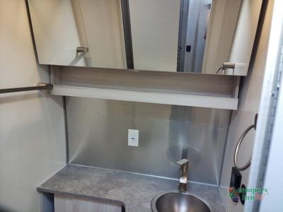 2023 Airstream International - Photo 42