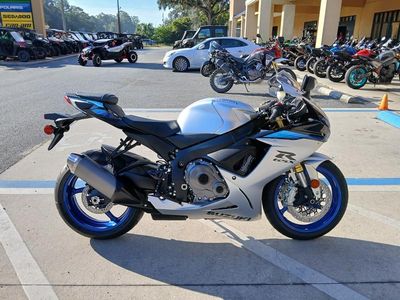 2026 Suzuki GSX-R750 - Photo 12