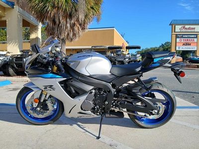 2026 Suzuki GSX-R750 - Photo 11