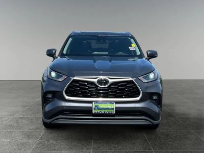2021 Toyota Highlander — side profile view