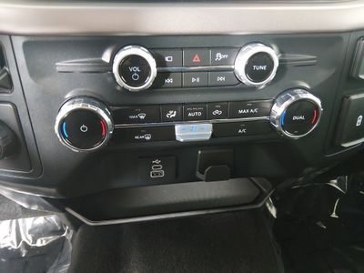 2025 Ford F-150 - Photo 18