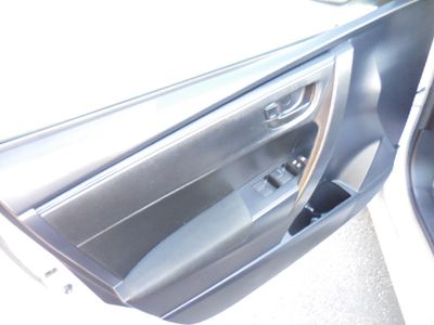2019 Toyota Corolla — photo 16 view