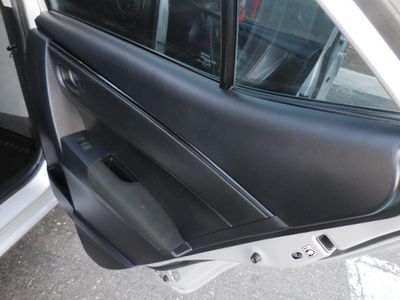 2019 Toyota Corolla — photo 13 view