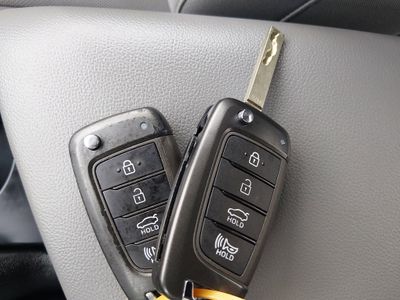 2023 Hyundai Elantra - Photo 15