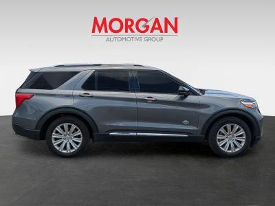 2024 Ford Explorer — photo 8 view