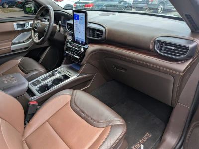 2024 Ford Explorer — photo 11 view
